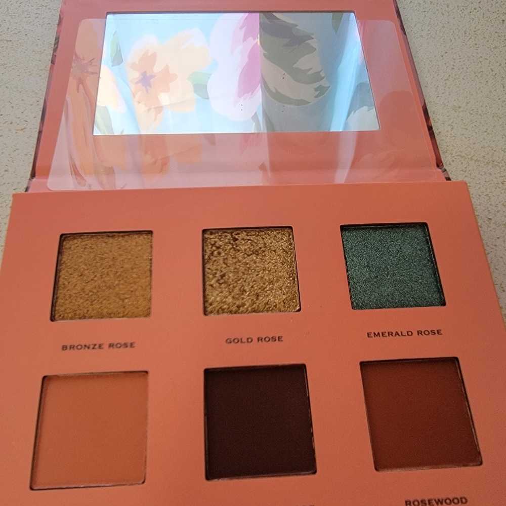 NEW Coloured Raine Rose Garden Pressed Pigment Palette